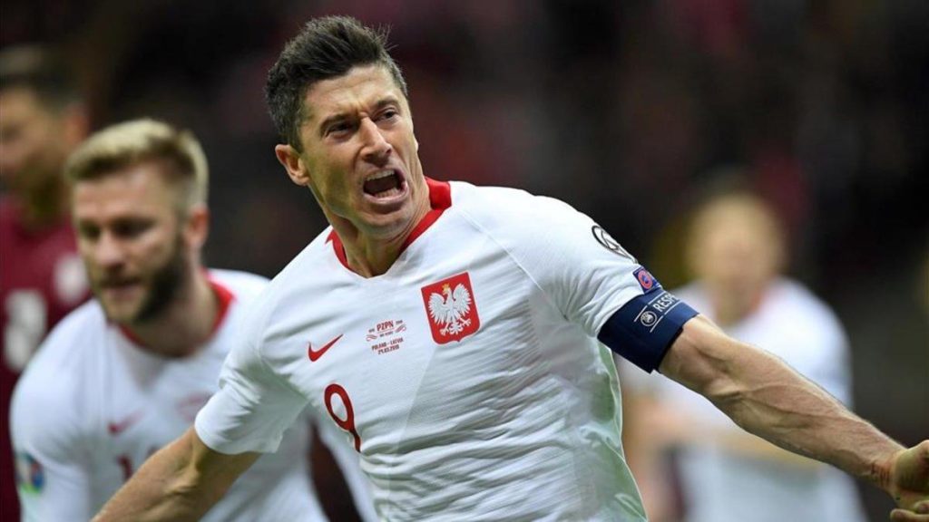 Robert Lewandowski no jugará en Polonia por diferencias con el seleccionador