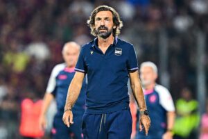 Pirlo lejos italia